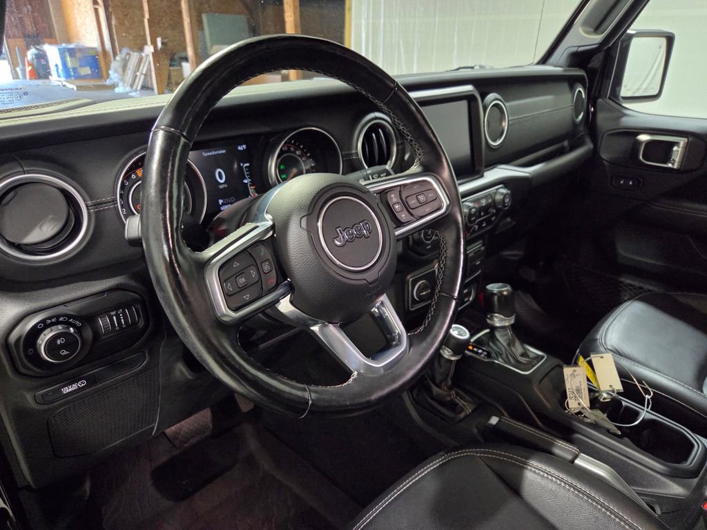 Certified 2020 Jeep Gladiator Overland image 6