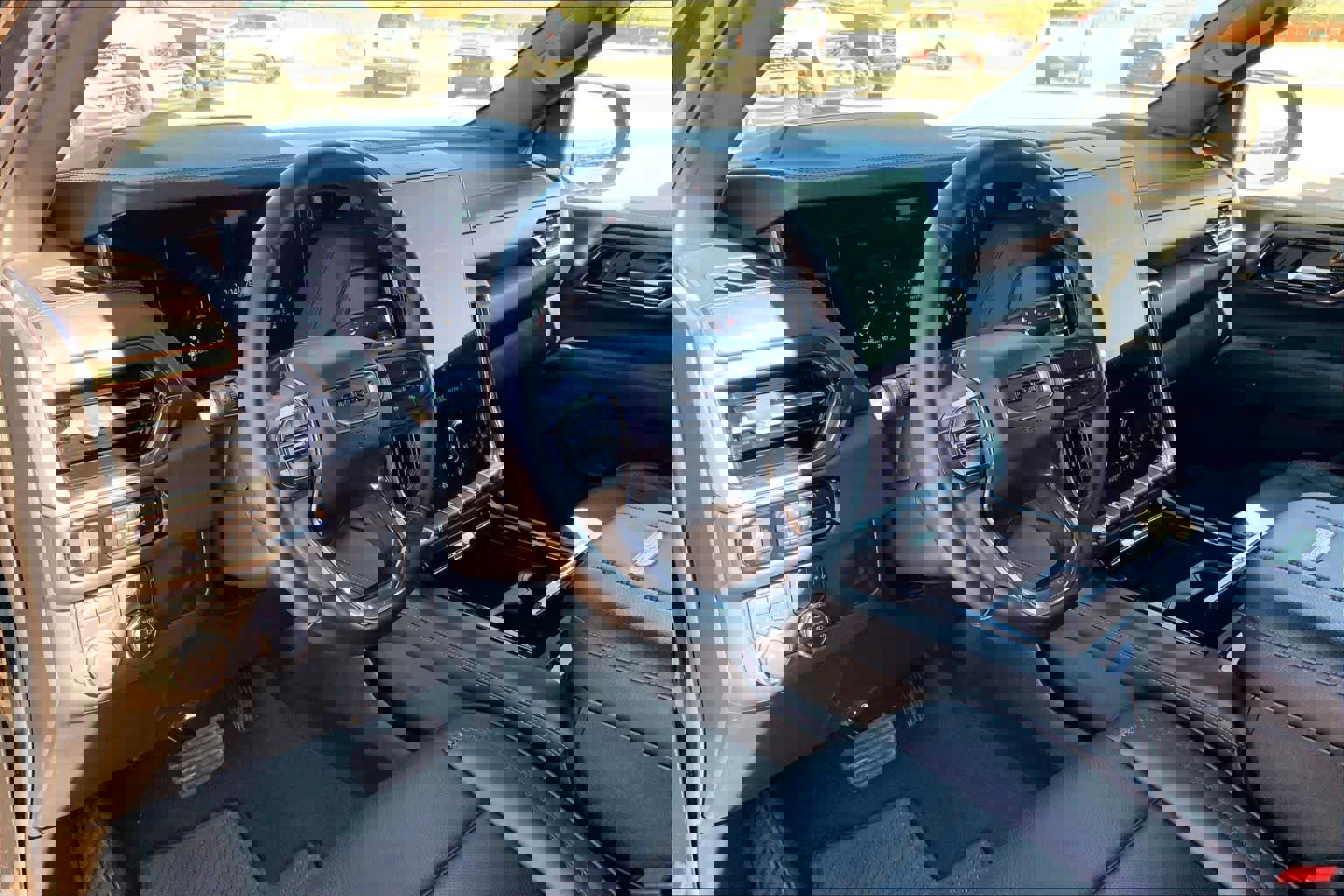 Used 2025 GMC Yukon Denali image 18