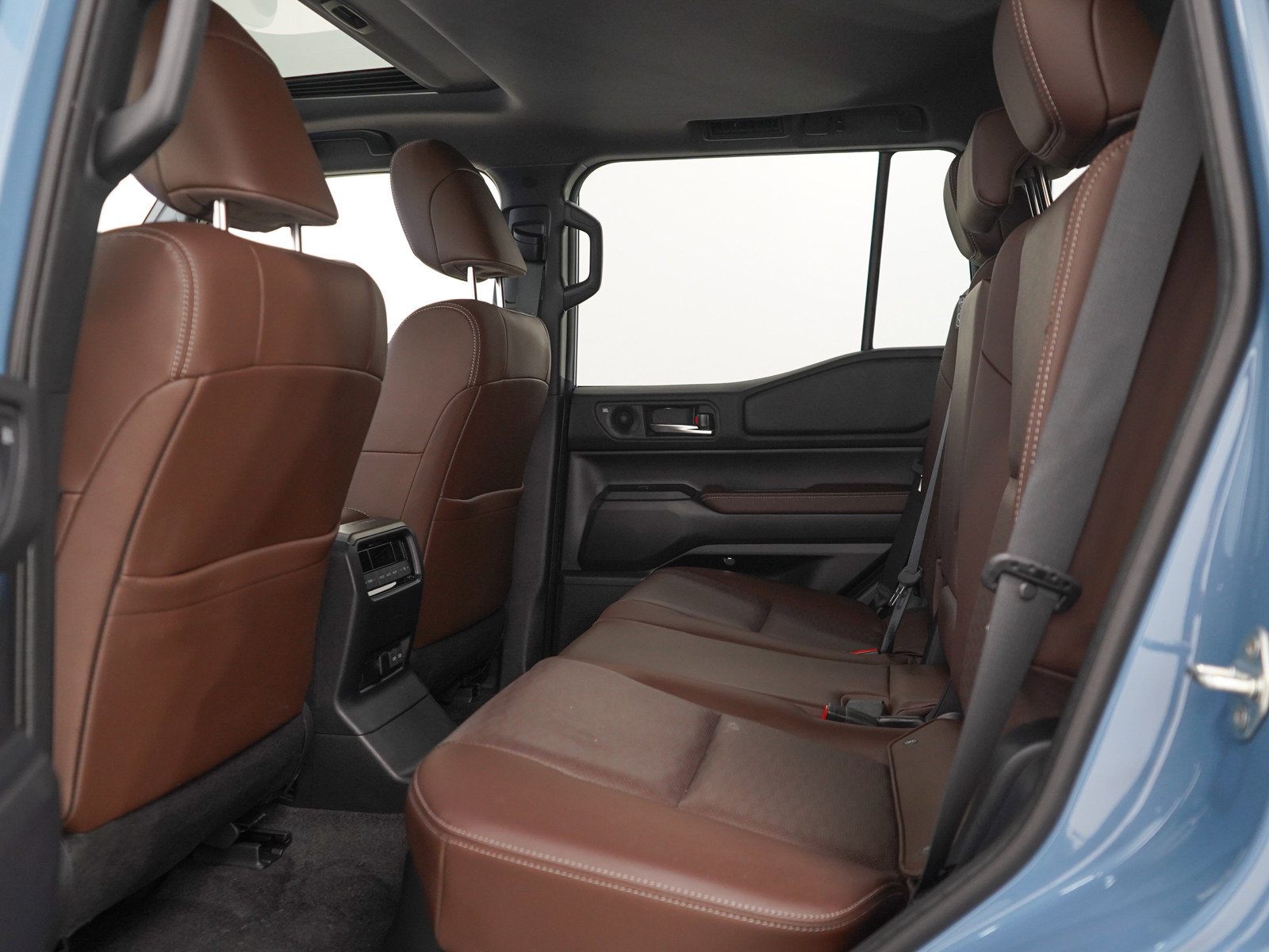 Used 2025 Toyota Land Cruiser w/ Premium Package AWD/4WD image 19