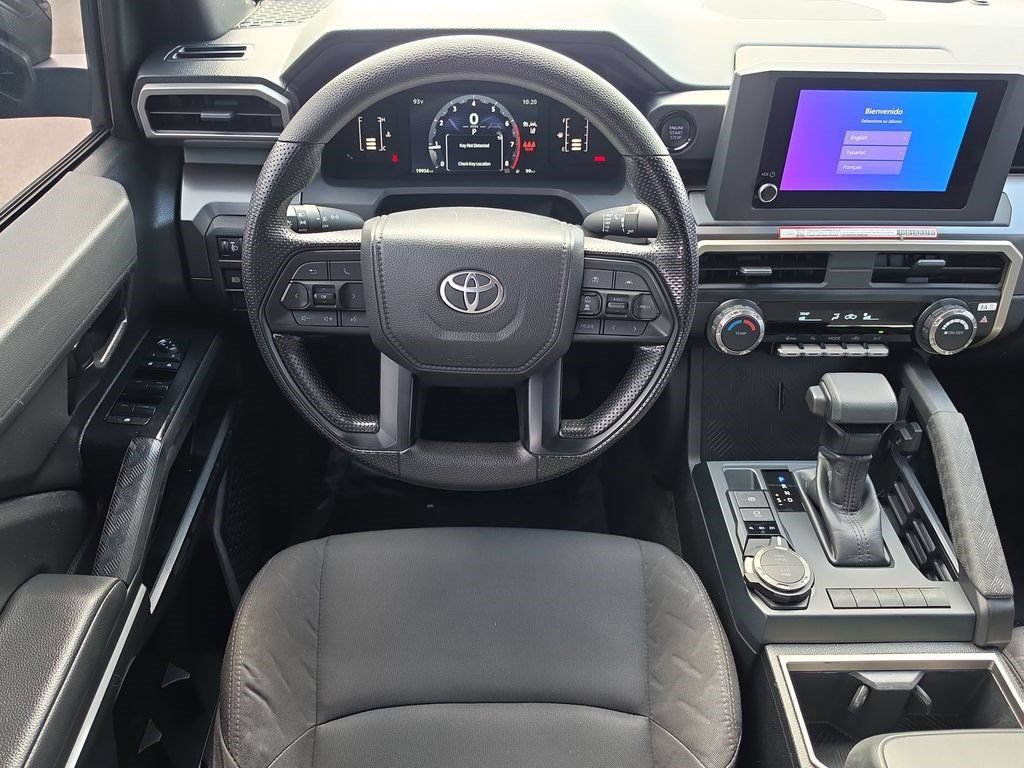 Certified 2025 Toyota Tacoma SR5 AWD/4WD image 25