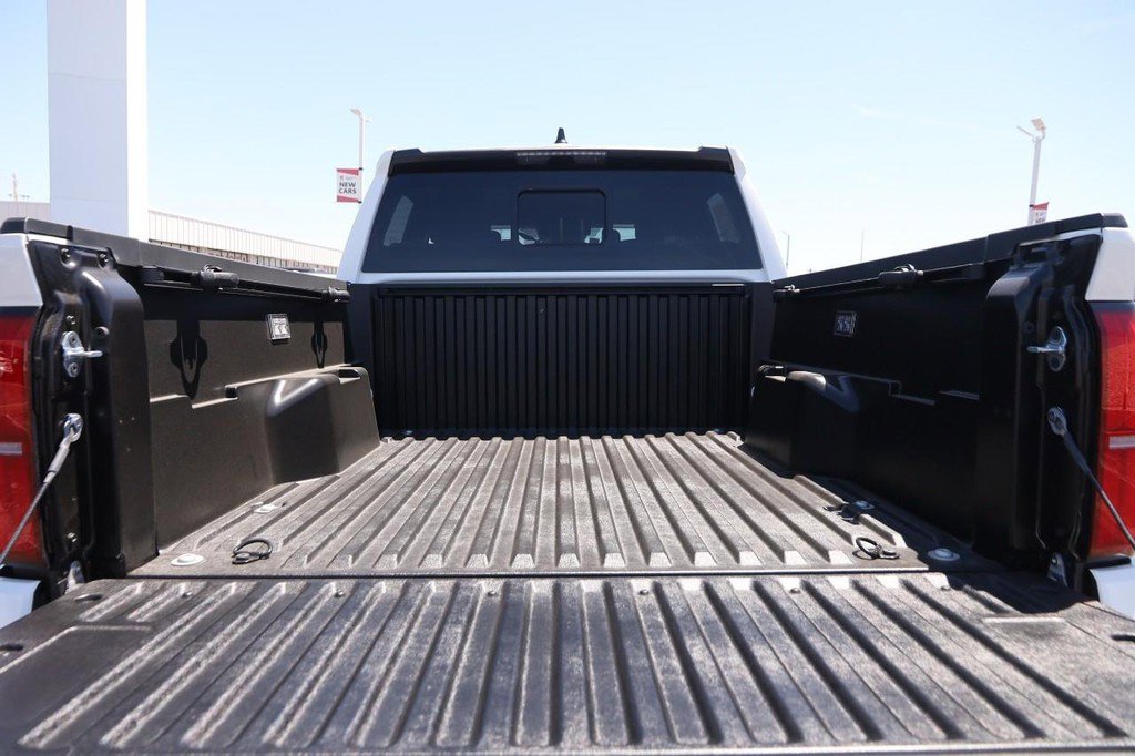New 2026 Toyota Tacoma SR5 AWD/4WD image 7