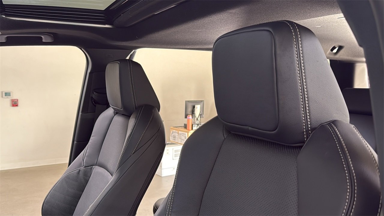 Certified 2025 Toyota 4Runner TRD Off-Road Premium image 13