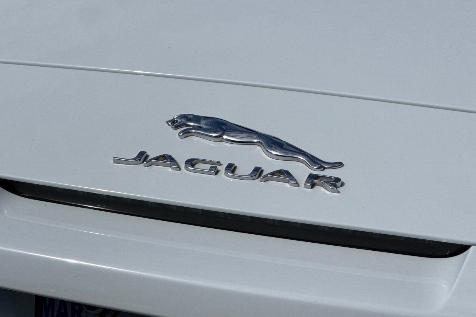 Used 2015 Jaguar F-TYPE Convertible RWD image 46