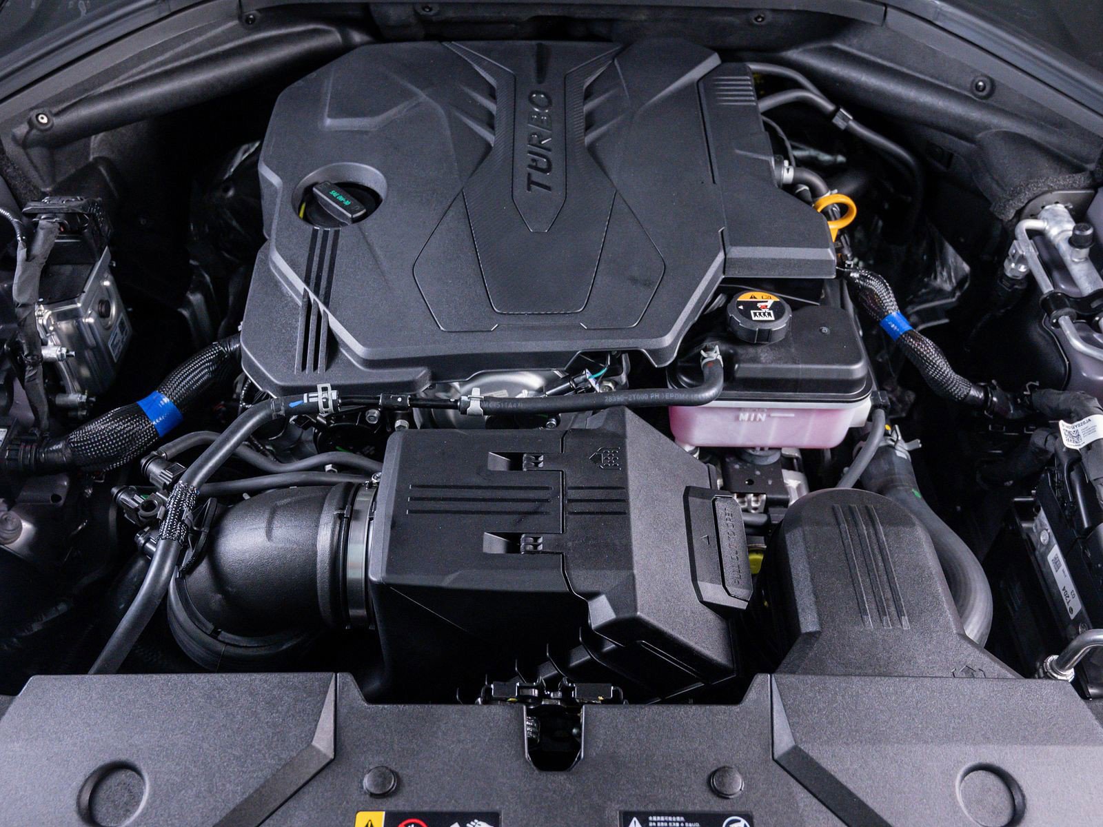 New 2026 Genesis GV70 2.5T Advanced image 6