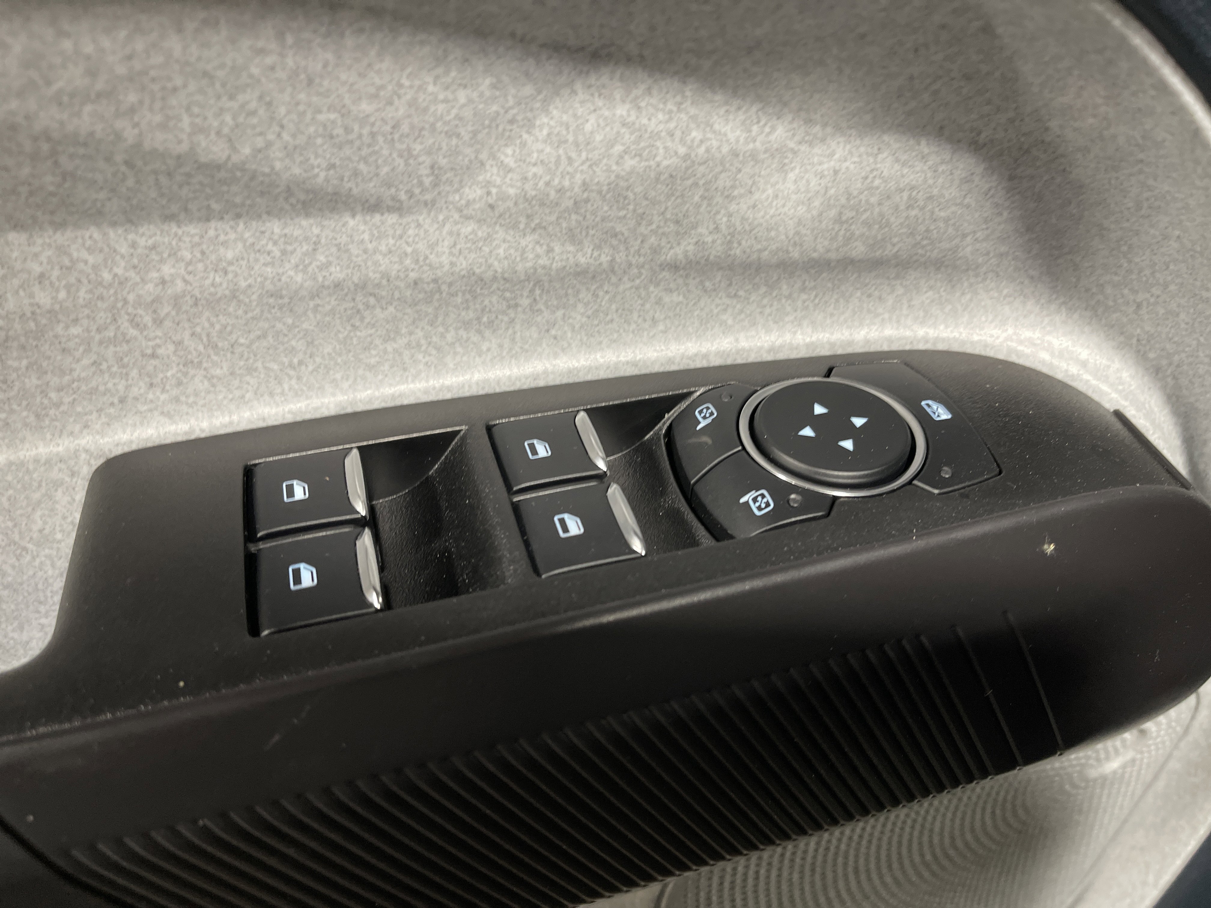 New 2025 Ford Maverick XLT image 11