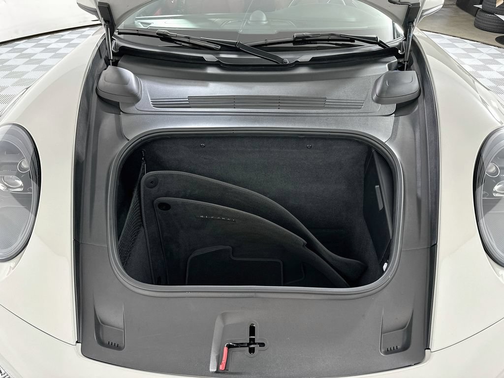 Certified 2022 Porsche 911 Carrera GTS RWD image 30