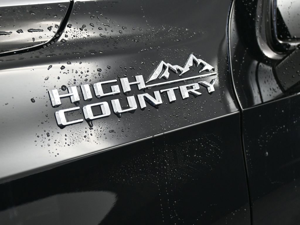 New 2026 Chevrolet Tahoe High Country AWD/4WD image 16
