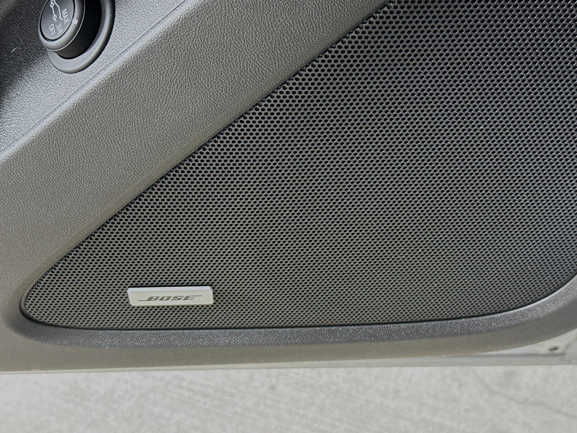 Used 2022 Chevrolet Equinox Premier image 21