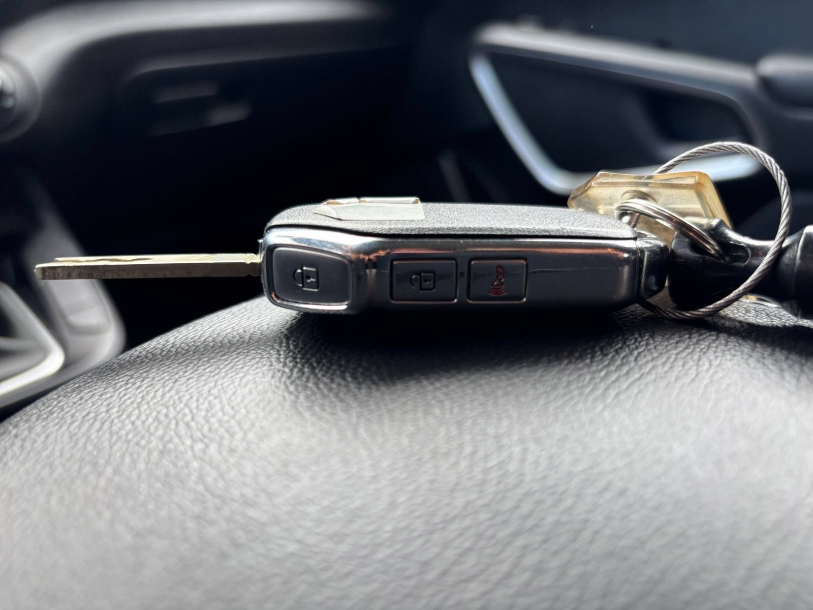 Used 2025 Kia Soul LX w/ LX Technology Package FWD image 20
