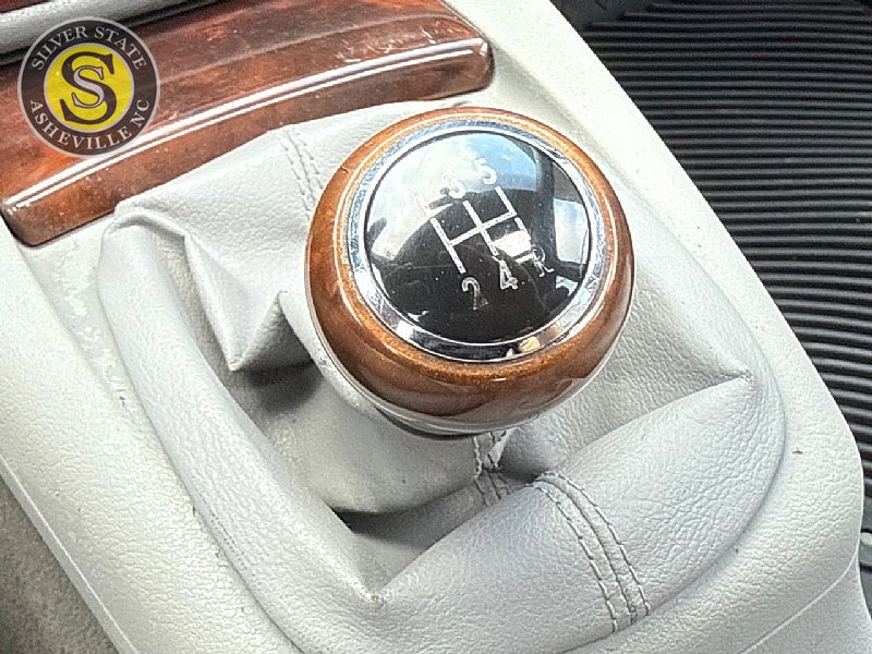 Used 2003 Volkswagen Passat GLX image 22