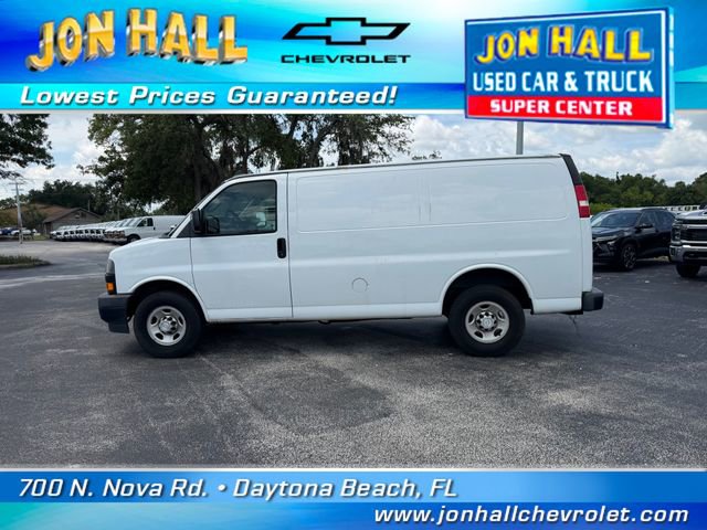 Used 2018 Chevrolet Express 2500 w/ Driver Convenience Package RWD image 5