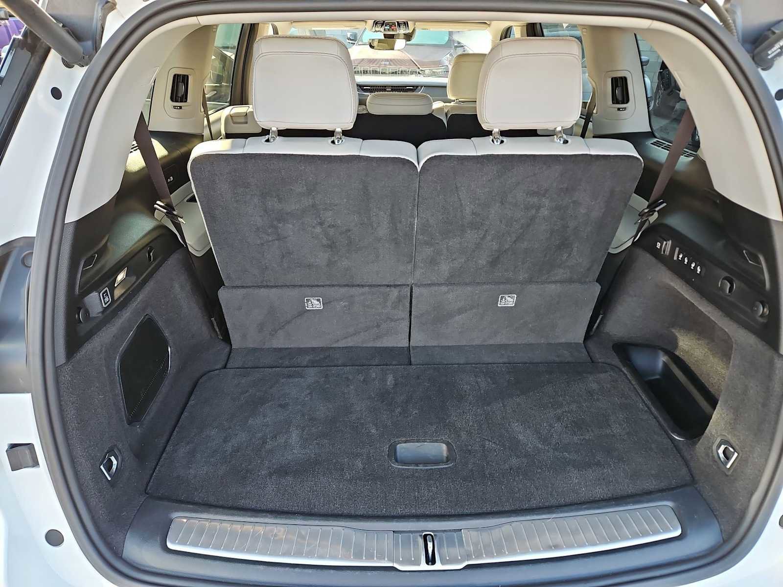 Used 2021 Jeep Grand Cherokee L Overland w/ Trailer Tow Group (B) image 36