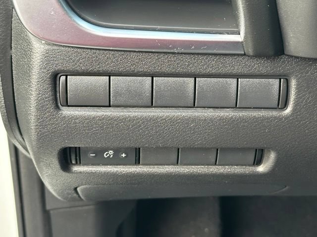Used 2021 Nissan Rogue S FWD image 22