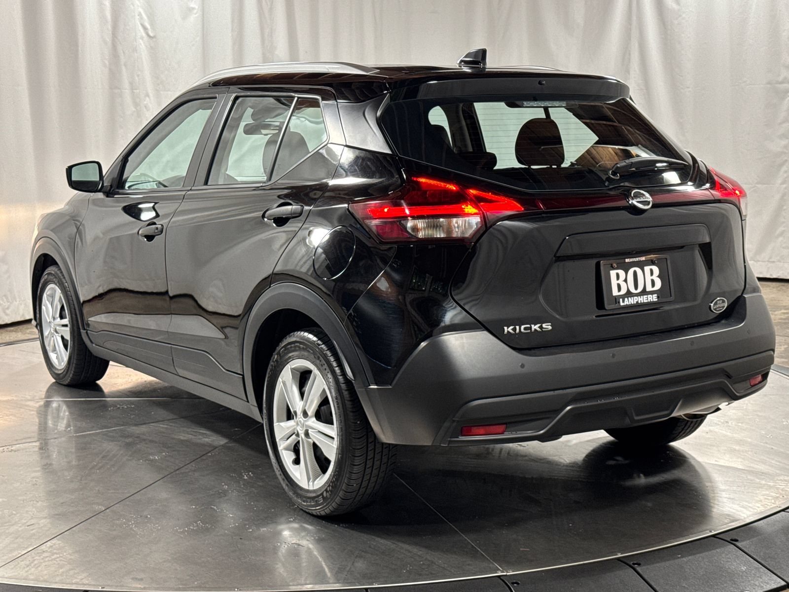 Used 2021 Nissan Kicks S FWD image 9