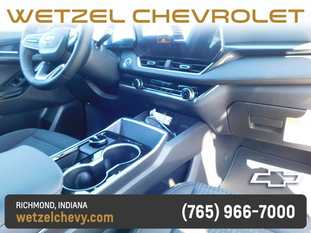 New 2026 Chevrolet Equinox LT FWD image 17