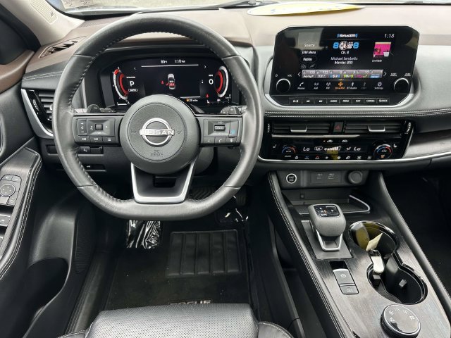 Used 2023 Nissan Rogue Platinum w/ Platinum Premium Package AWD/4WD image 2