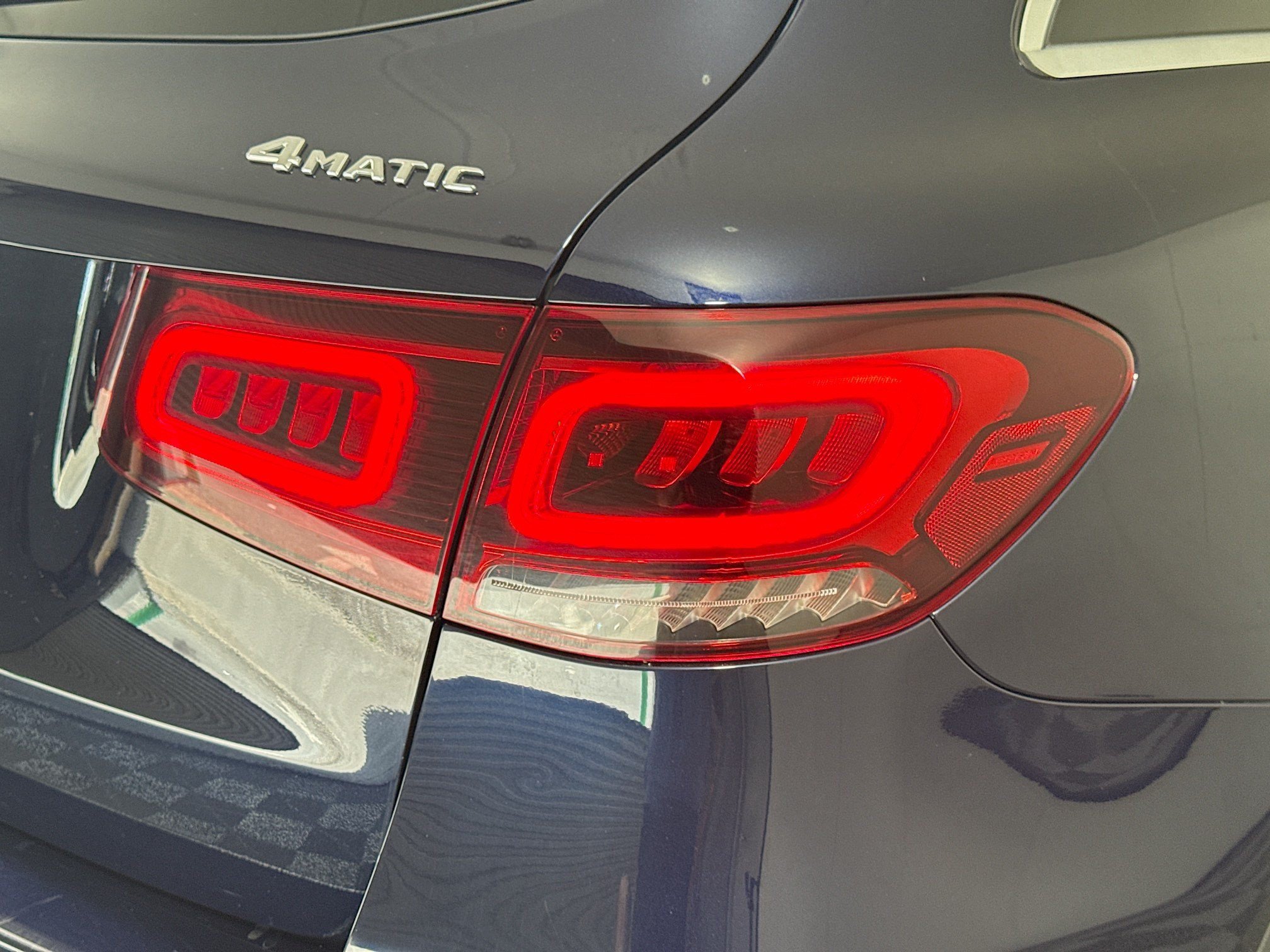 Used 2021 Mercedes-Benz GLC 300 4MATIC image 34