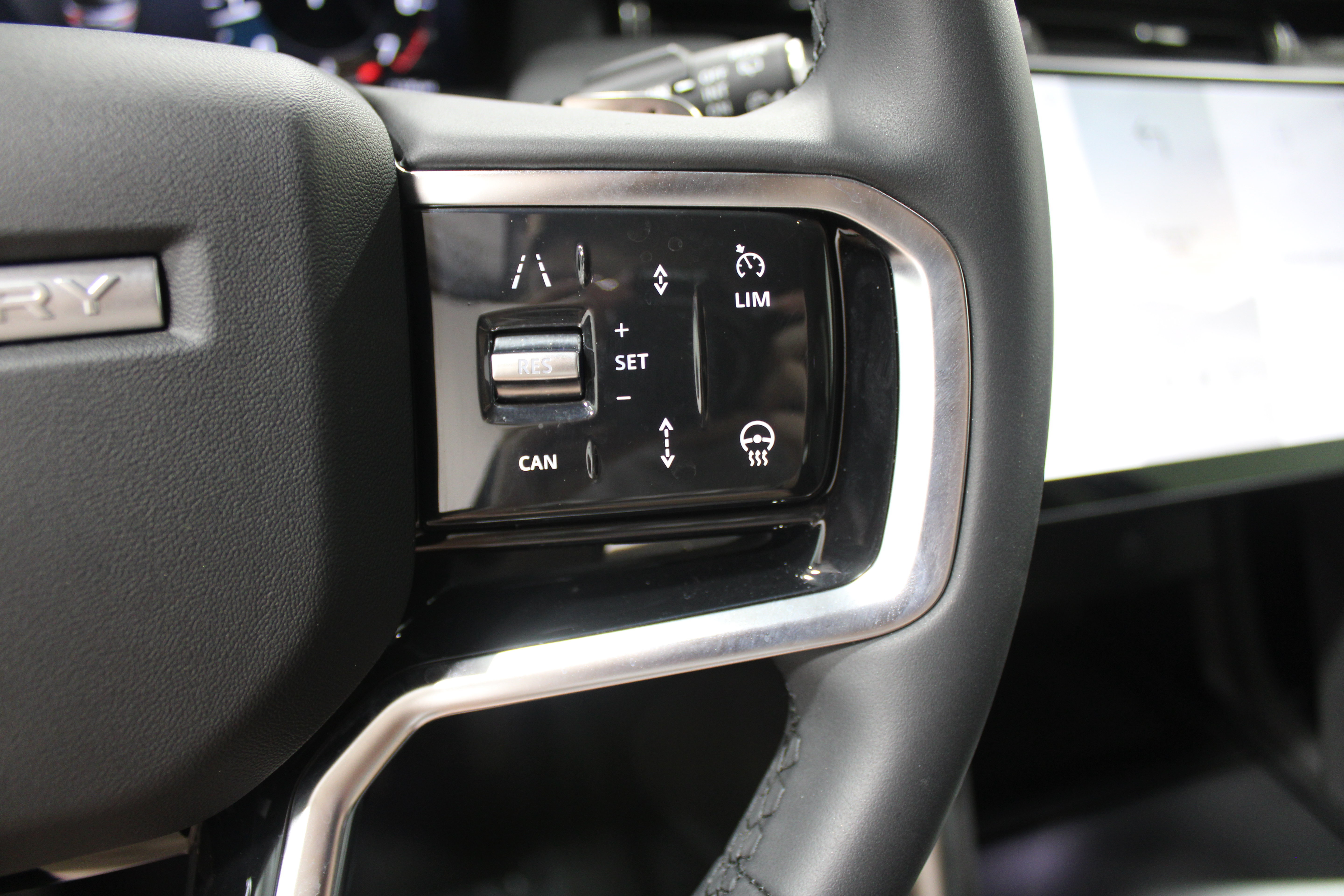 Used 2025 Land Rover Discovery Sport S AWD/4WD image 20