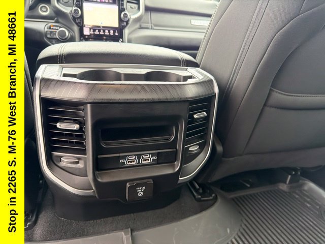 Used 2025 RAM 1500 Big Horn AWD/4WD image 22