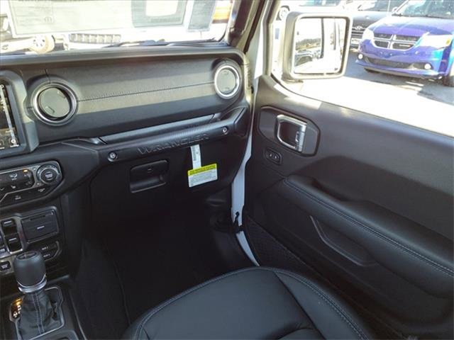 New 2023 Jeep Wrangler Unlimited Rubicon 4xe w/ Cold Weather Group image 15