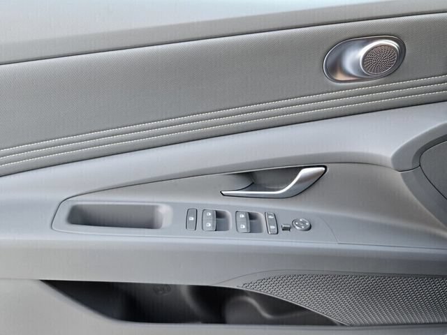 New 2026 Hyundai Elantra SEL Sport Premium FWD image 13