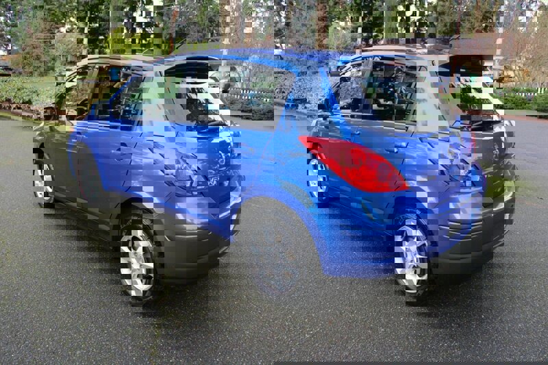 Used 2012 Nissan Versa 1.8 S w/ Special Edition Pkg image 4