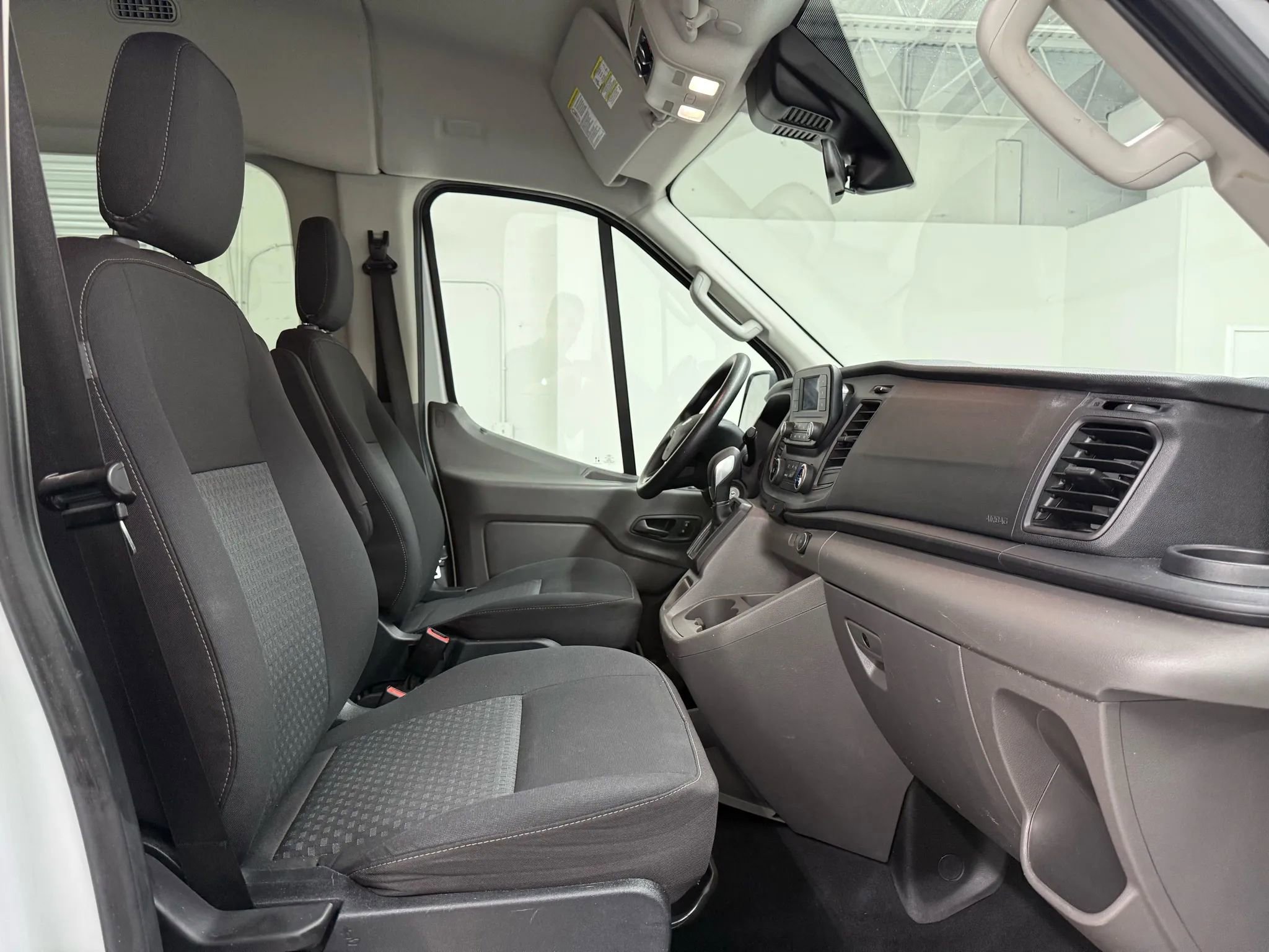 Used 2021 Ford Transit 350 XLT image 12