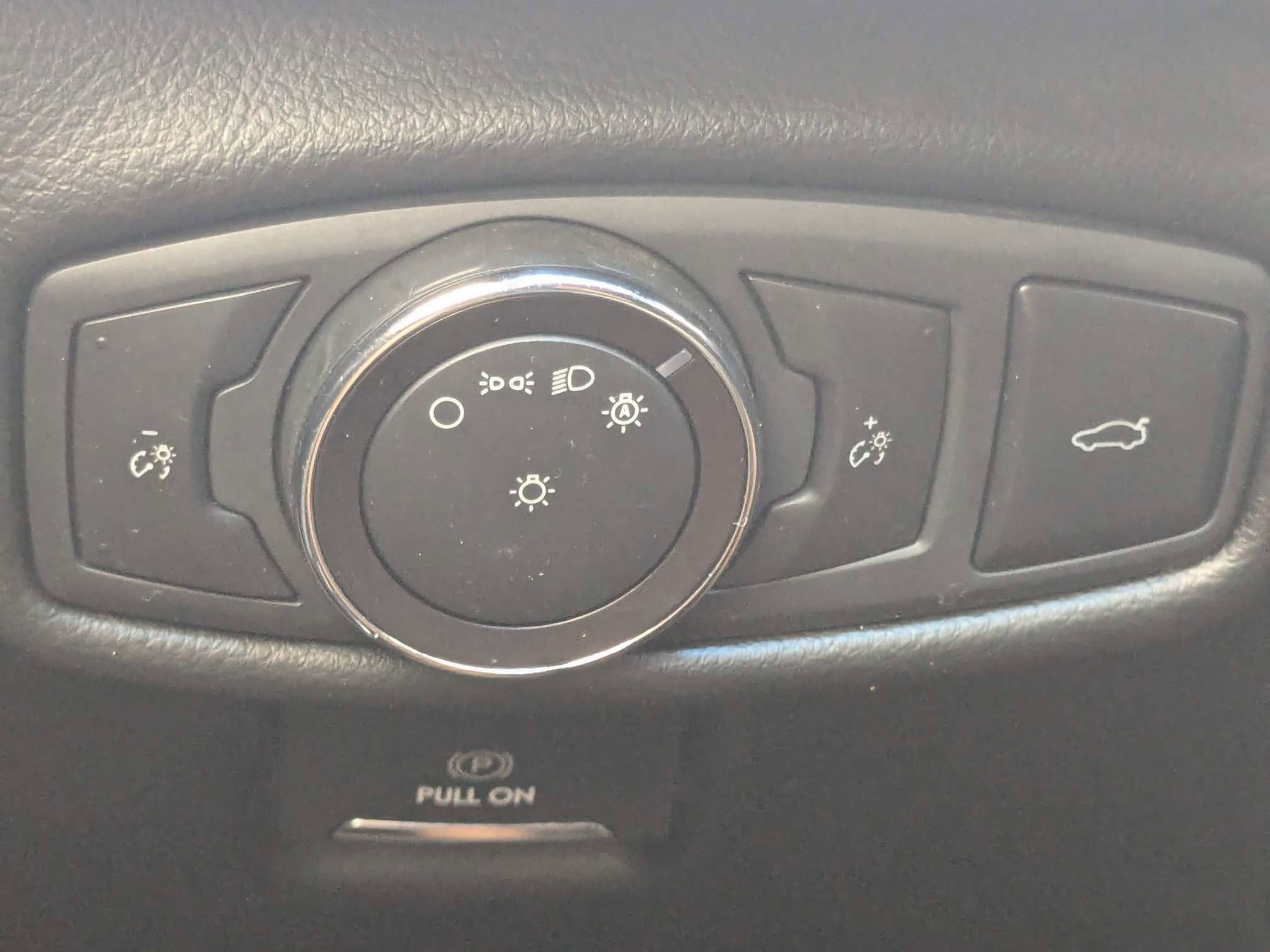 Used 2020 Lincoln MKZ Reserve w/ Monochromatic Package FWD image 29