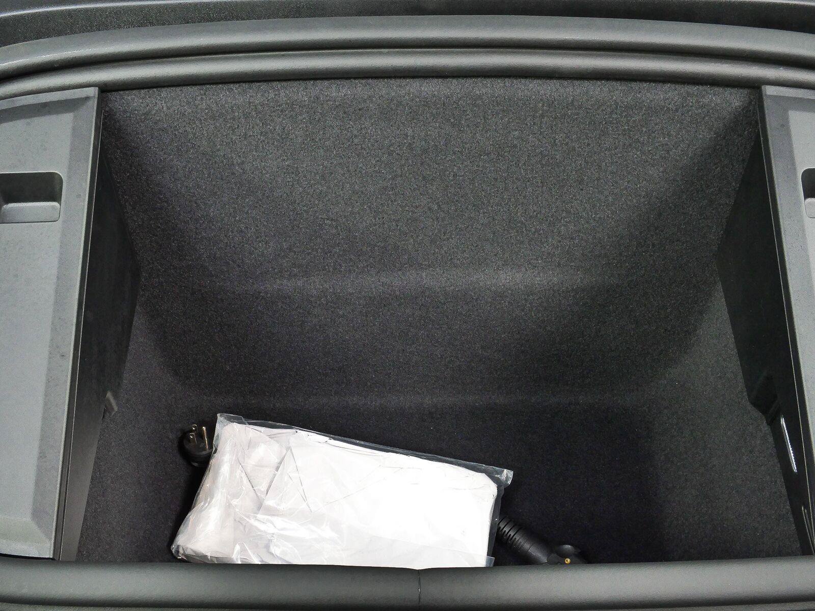 Certified 2023 Porsche Taycan RWD image 28