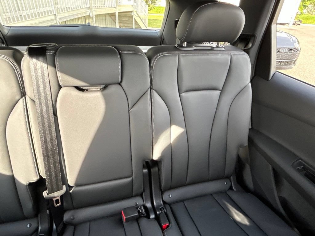 New 2026 Audi Q7 2.0T Premium AWD/4WD image 14