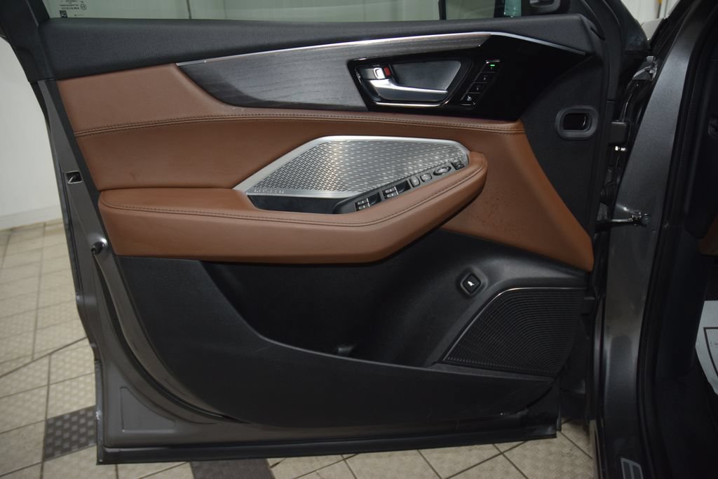 Used 2024 Acura MDX SH-AWD w/ Advance Package image 49