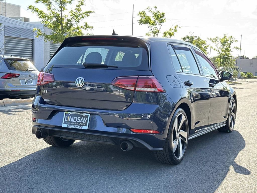 Used 2018 Volkswagen GTI SE FWD image 3