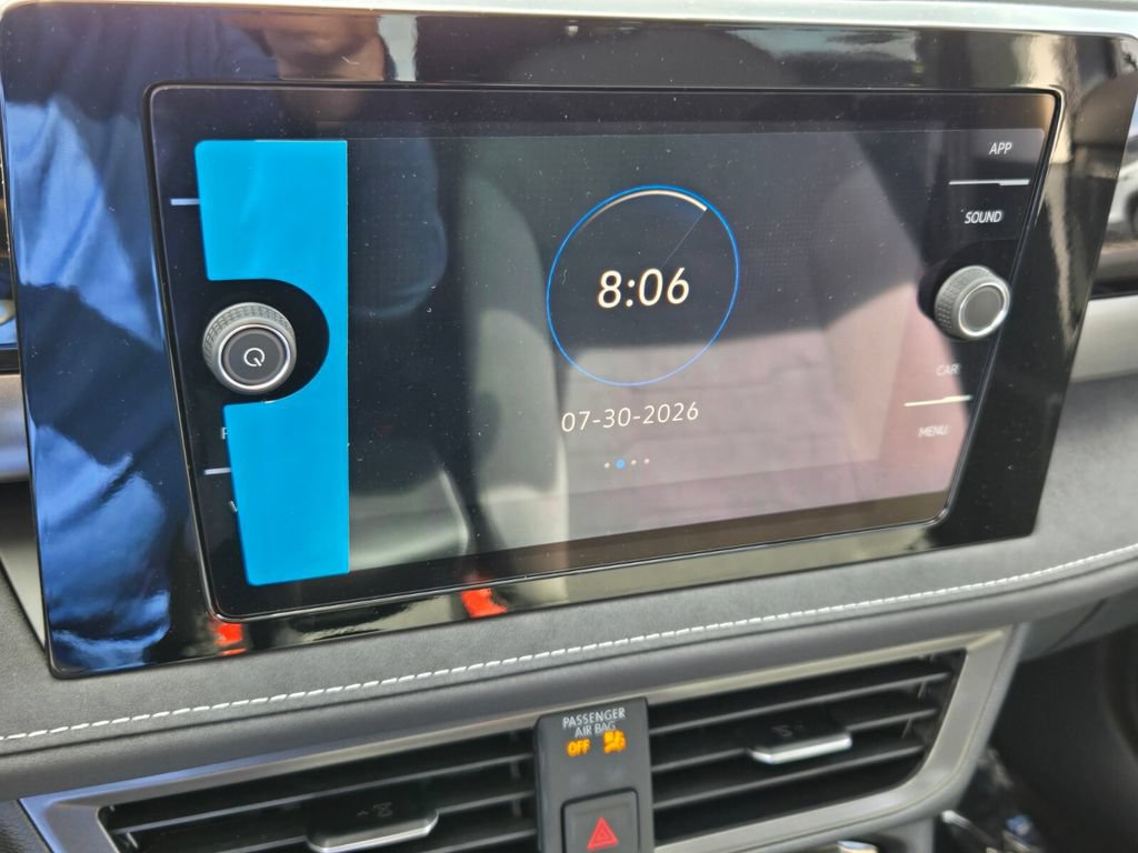 New 2026 Volkswagen Taos SE FWD image 10