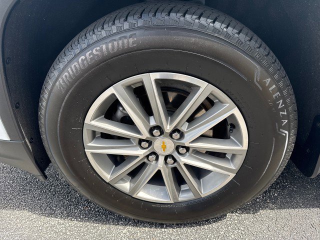 Used 2023 Chevrolet Traverse LT FWD image 11
