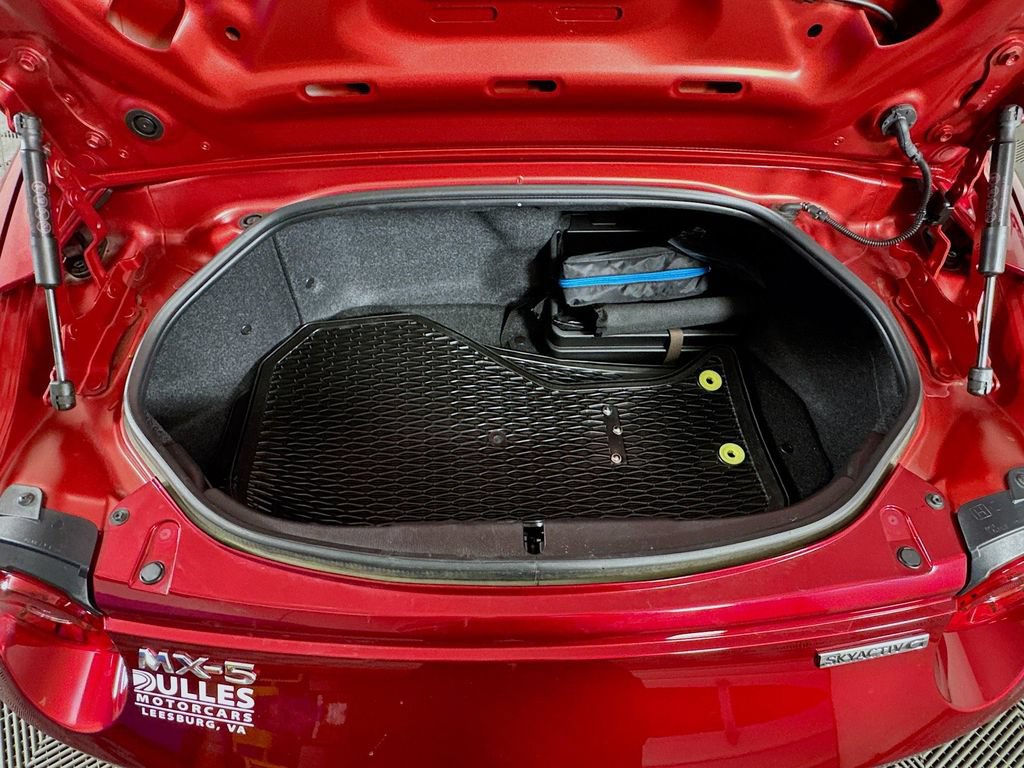 Used 2025 MAZDA MX-5 Miata RF Grand Touring RWD image 26