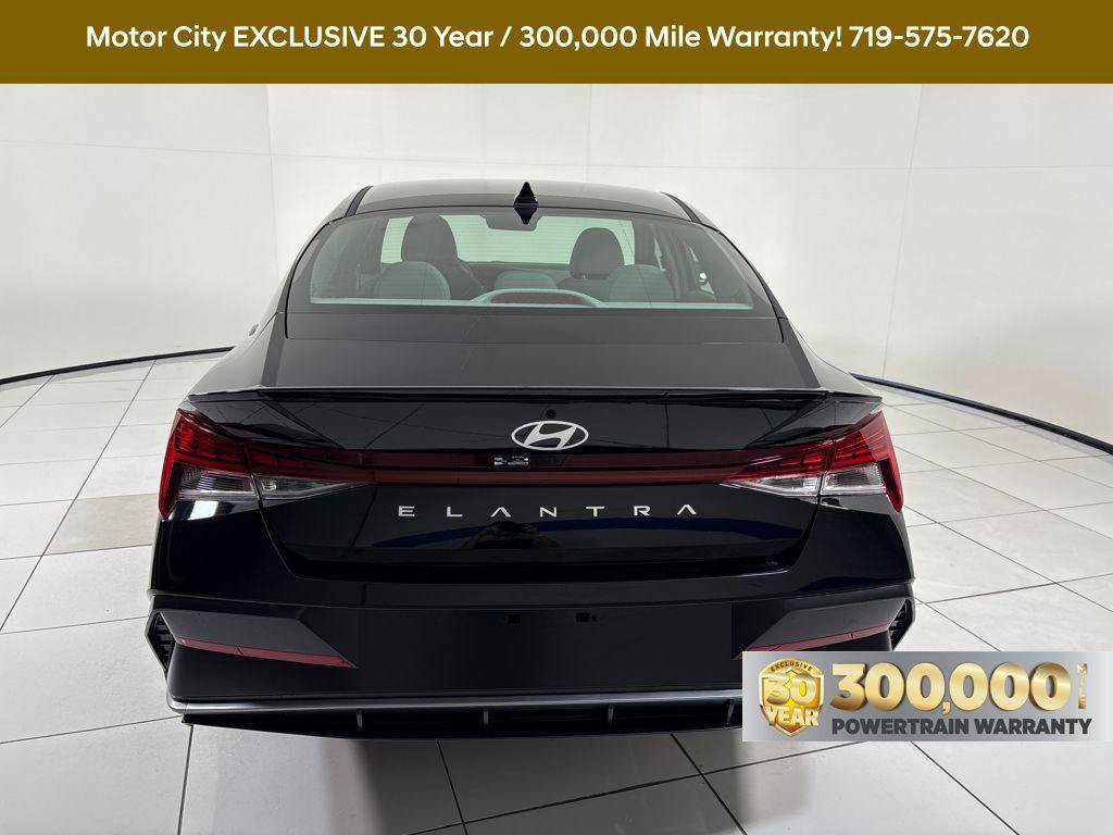 New 2026 Hyundai Elantra SEL Sport Premium FWD image 11