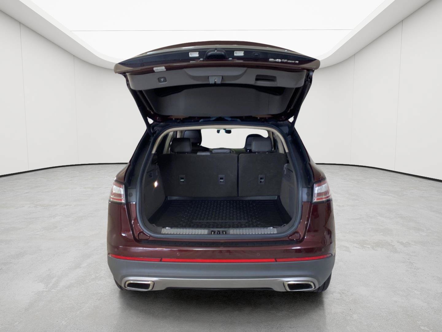 Used 2020 Lincoln Nautilus Reserve w/ Cargo Utility Package AWD/4WD image 13