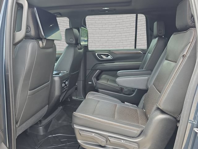Used 2021 Chevrolet Suburban High Country w/ Premium Package RWD image 15