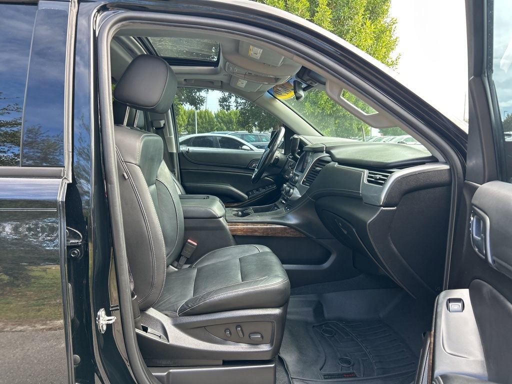 Used 2019 Chevrolet Tahoe LT w/ RST Edition image 36
