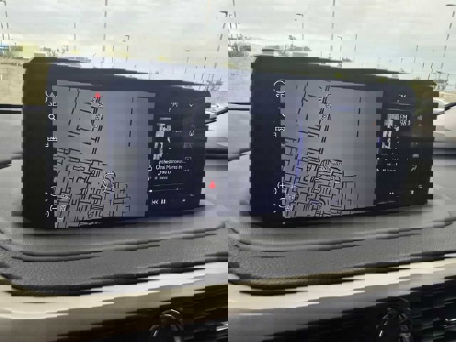 Certified 2022 Lexus RX 350L FWD w/ Premium Package image 28