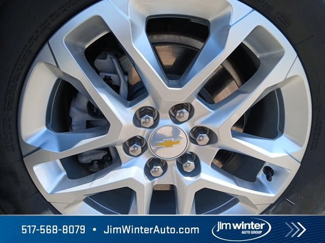 Used 2021 Chevrolet Traverse LT FWD image 3