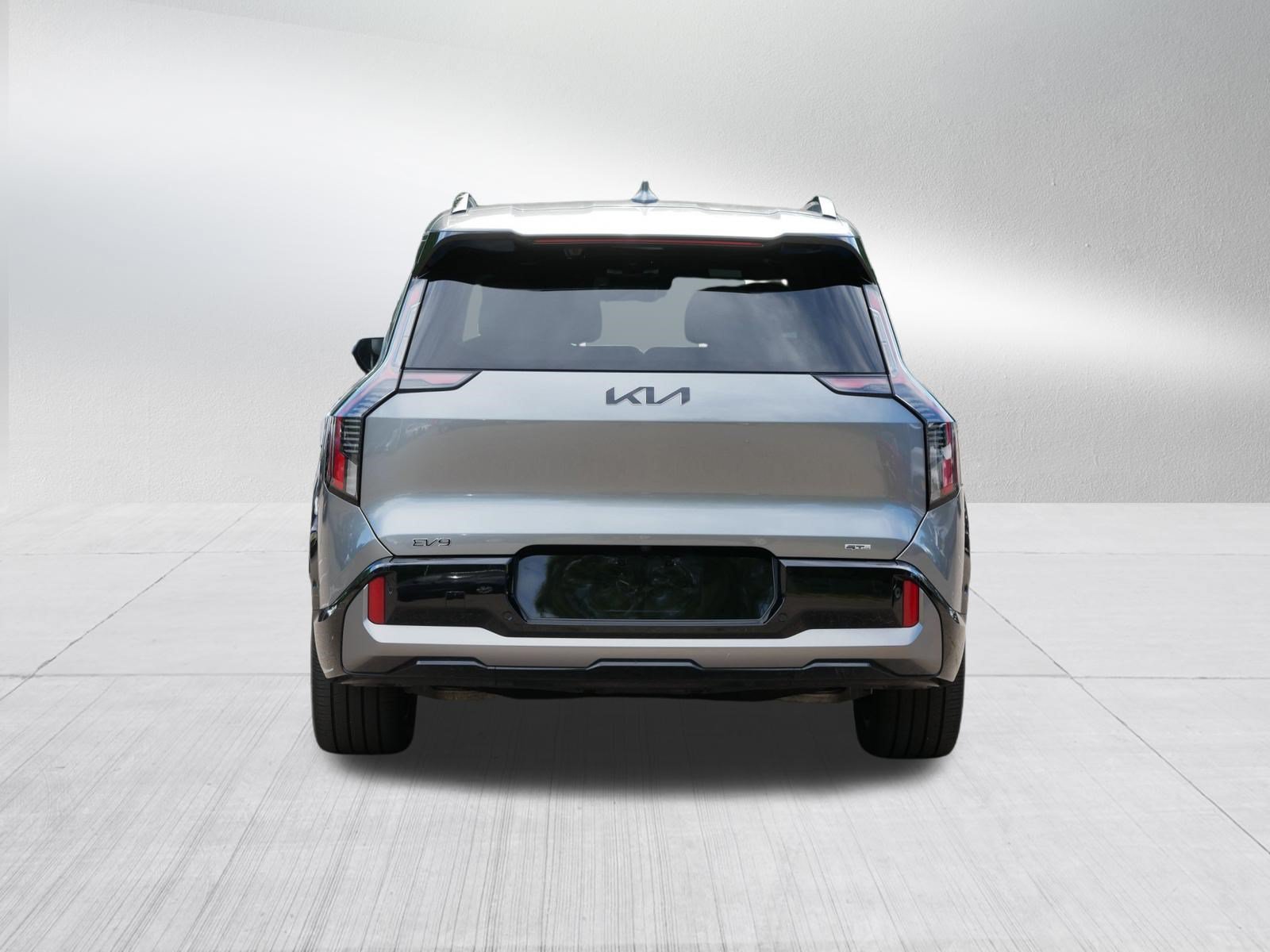Certified 2024 Kia EV9 GT-Line AWD/4WD image 6