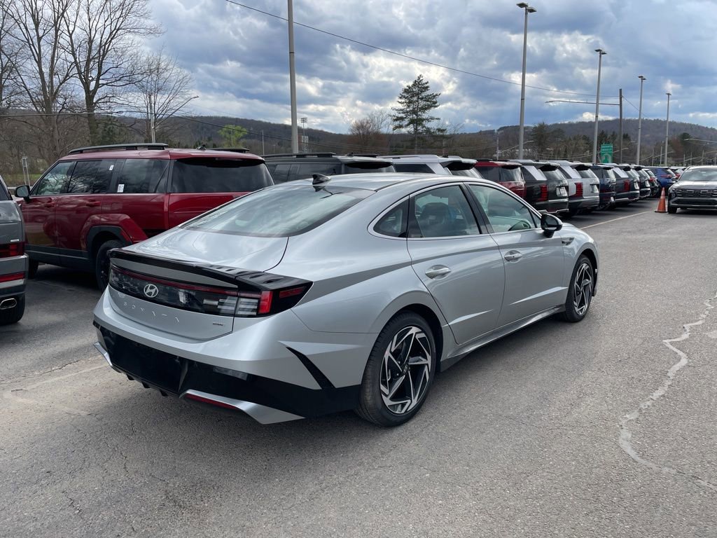 New 2026 Hyundai Sonata SEL AWD/4WD image 4