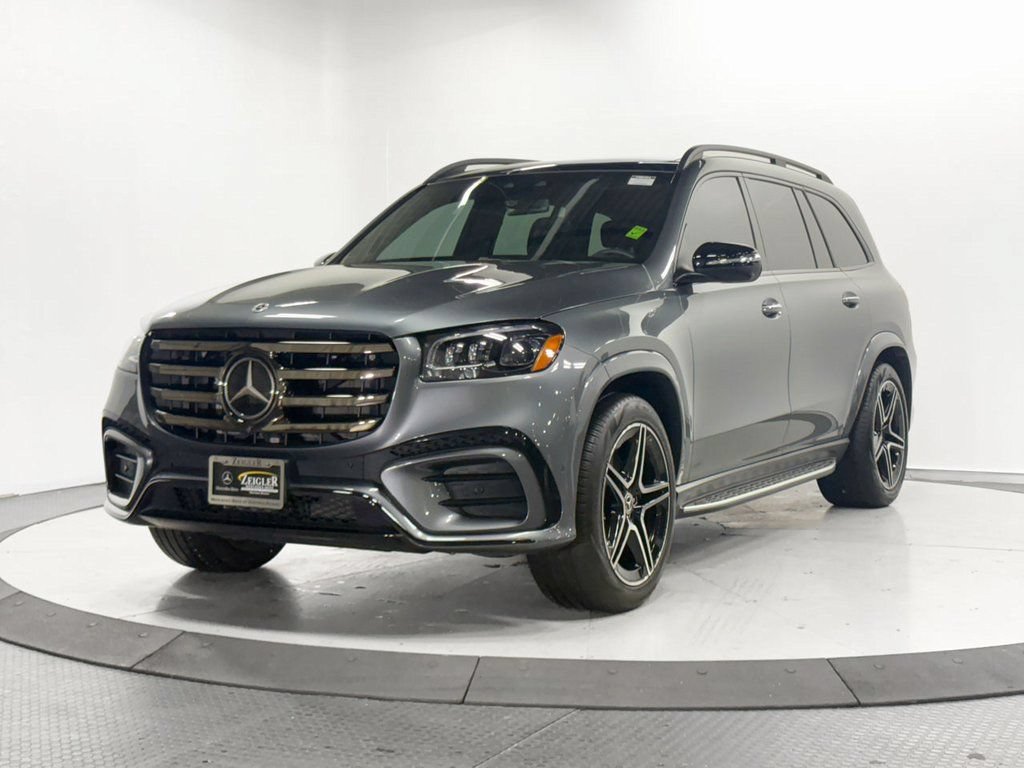 Used 2024 Mercedes-Benz GLS 450 4MATIC image 3