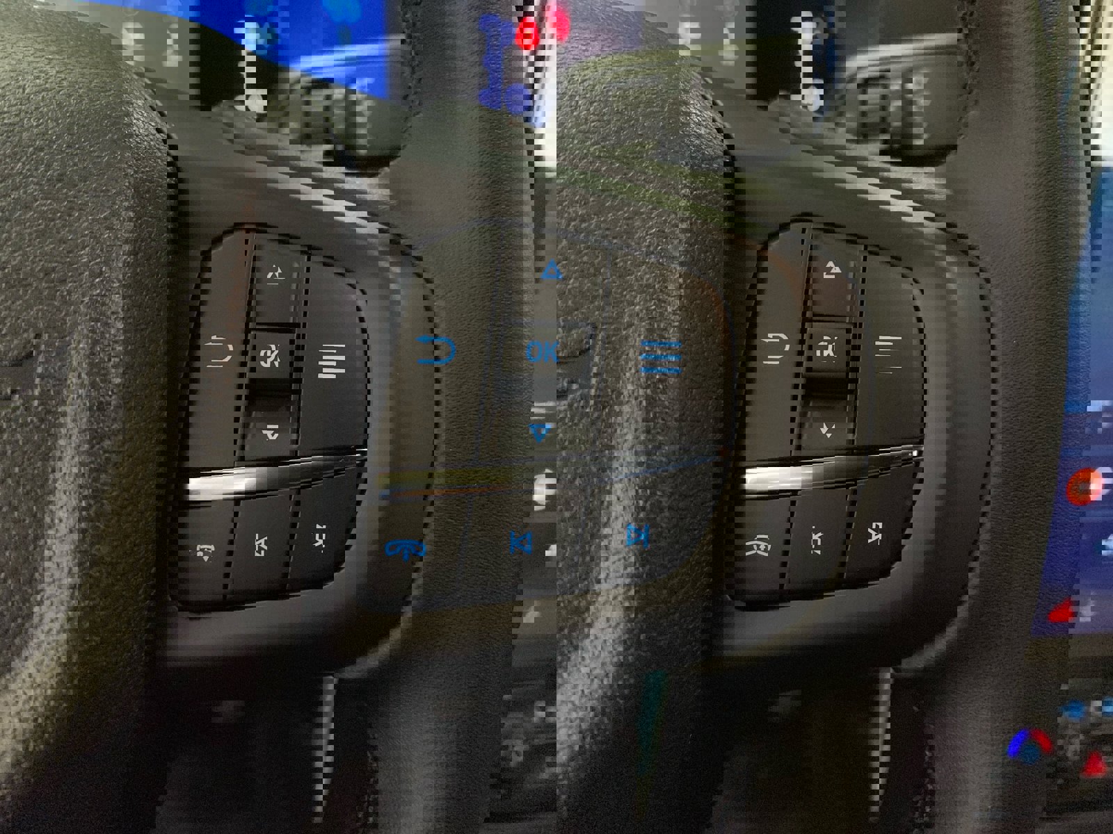 New 2025 Ford Ranger XLT w/ Equipment Group 301A High image 20