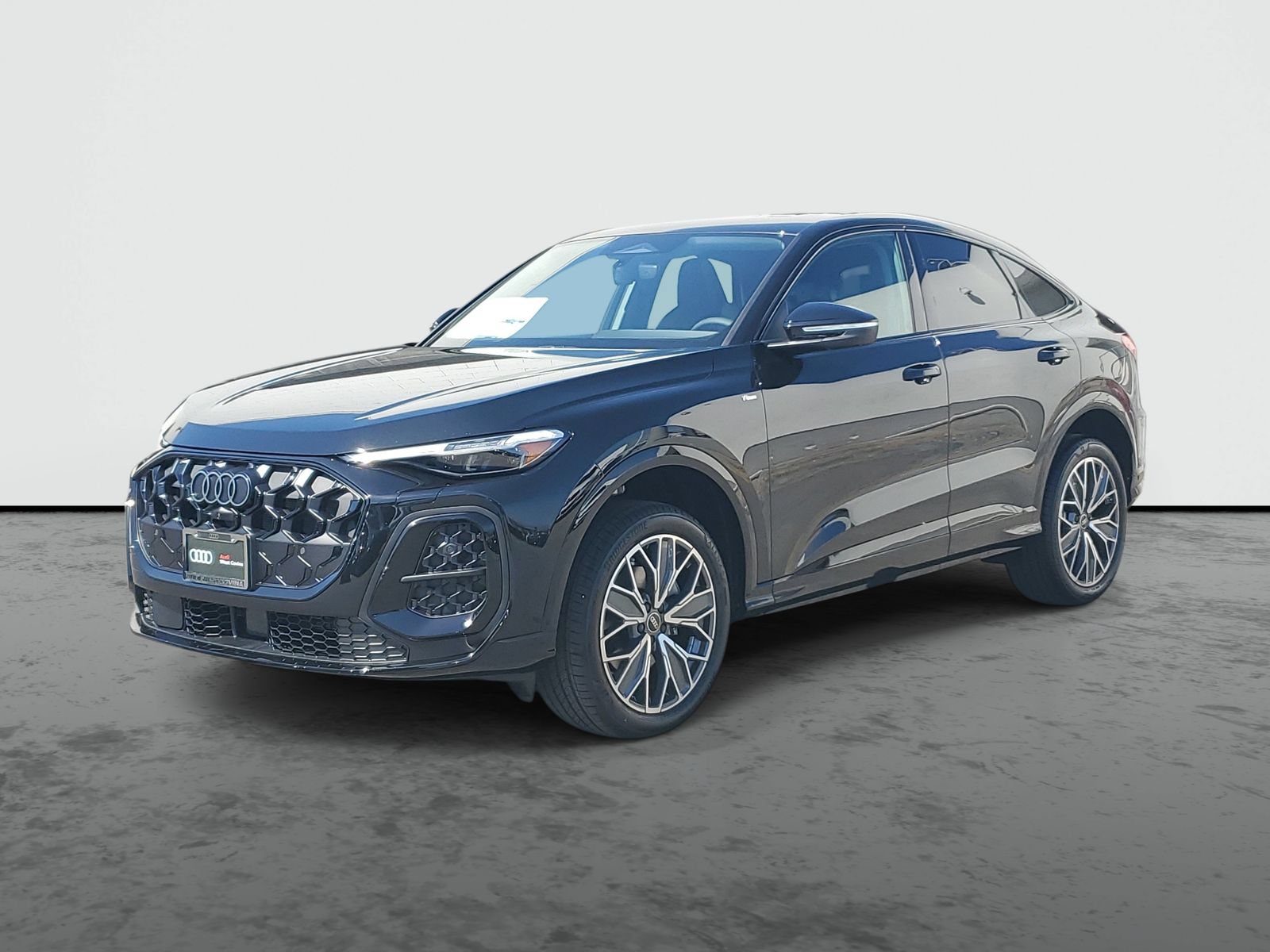 New 2026 Audi Q5 Premium Plus AWD/4WD image 2