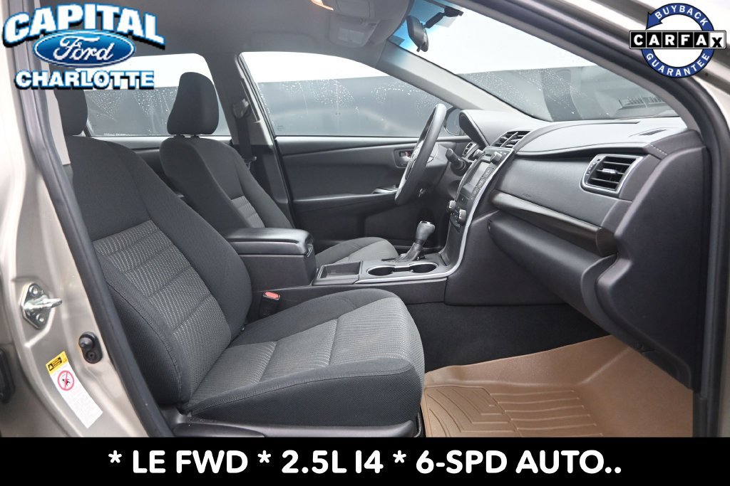 Used 2015 Toyota Camry LE FWD image 12