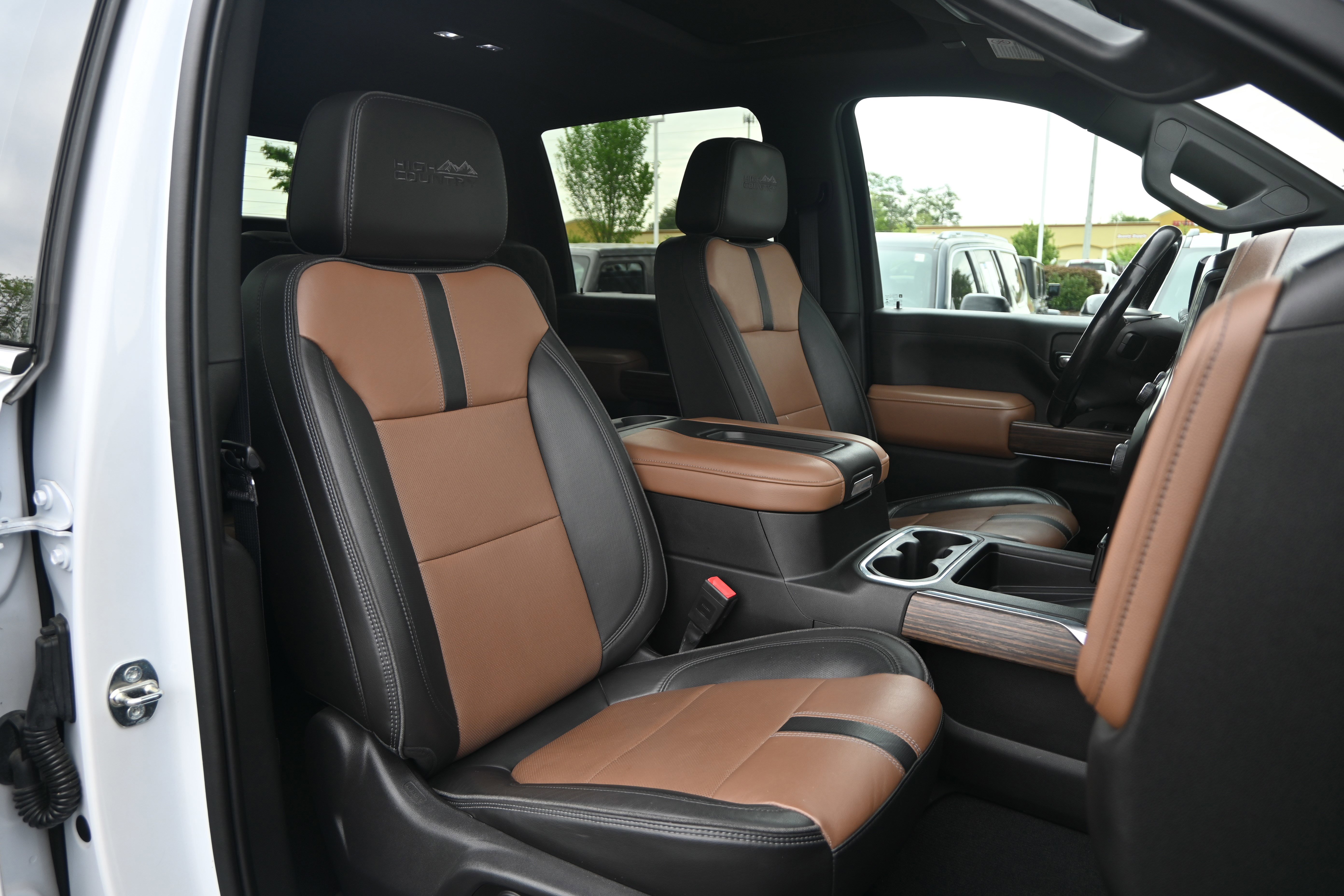 Used 2020 Chevrolet Silverado 2500 High Country image 18