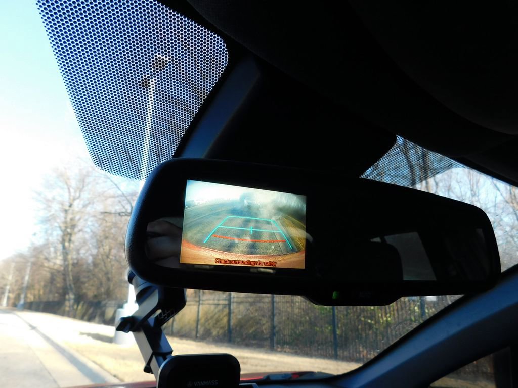 Used 2018 Toyota C-HR XLE image 10