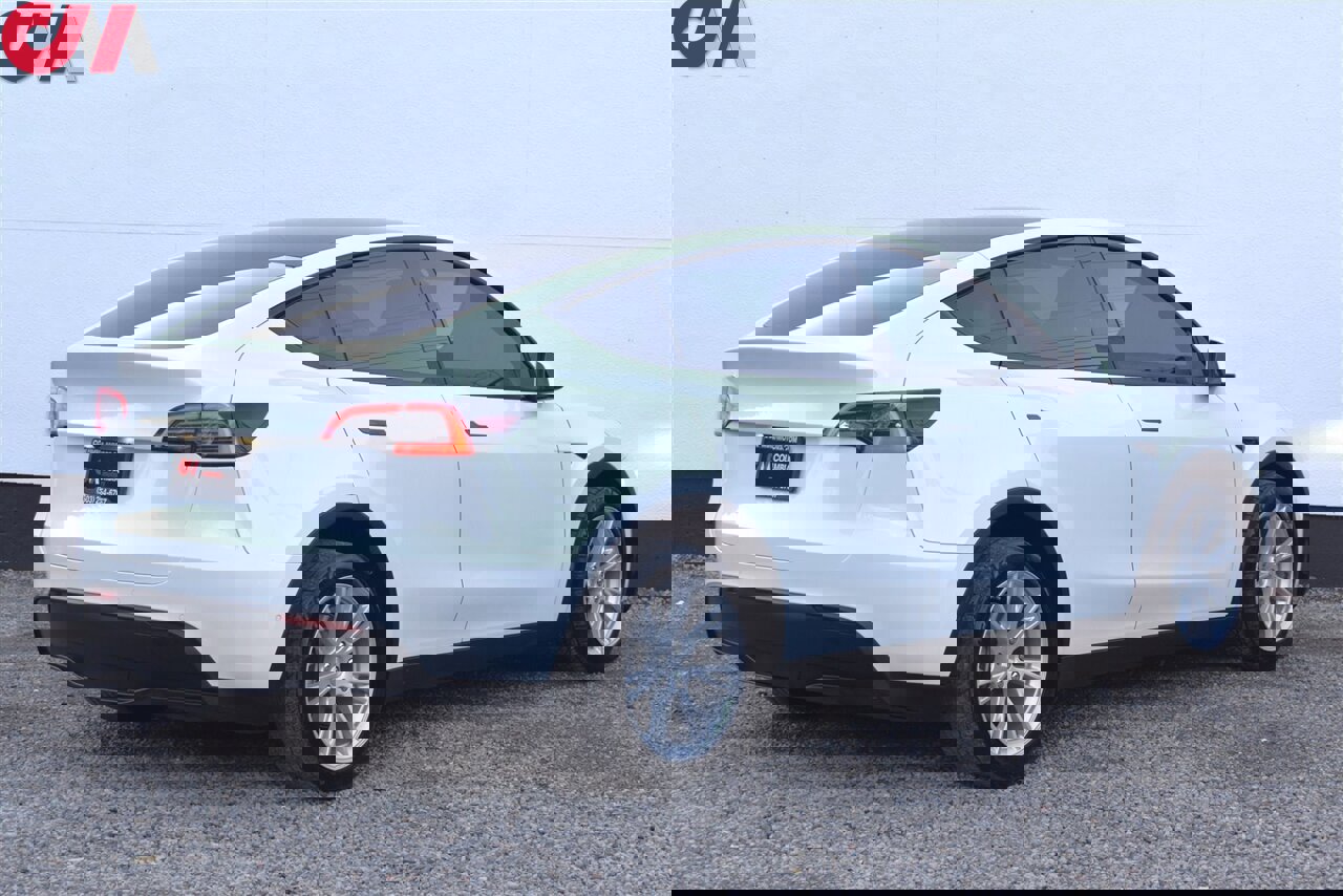 Used 2020 Tesla Model Y Long Range image 5